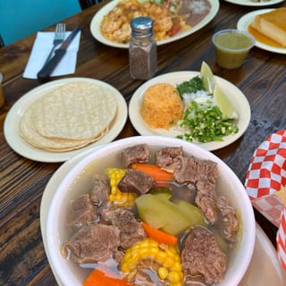 Caldo de Res